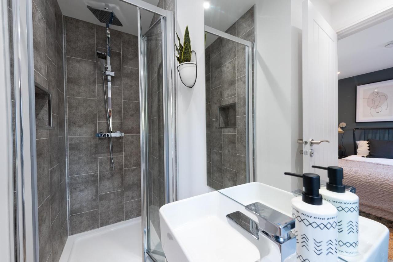 Ferienwohnung Stratford-Upon-Avon Luxury Snug With Free Parking Exterior foto